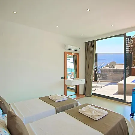 Ada 4 Sleeps Isolated And Heated Pool Villa *
