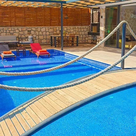 Villa Ada 4 Sleeps Isolated And Heated Pool Kas