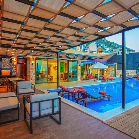 Ada 4 Sleeps Isolated And Heated Pool Villa *