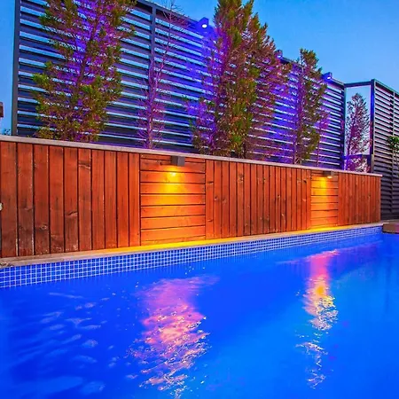 Ada 4 Sleeps Isolated And Heated Pool Kas