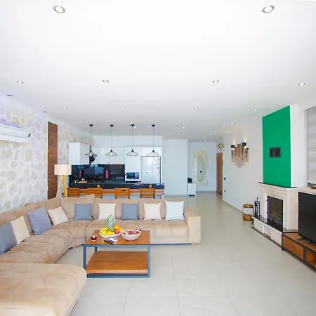Ada 4 Sleeps Isolated And Heated Pool Villa *