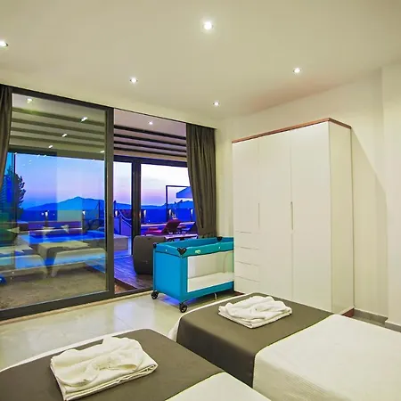 Villa Ada 4 Sleeps Isolated And Heated Pool Kas