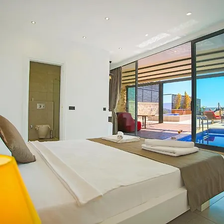 Ada 4 Sleeps Isolated And Heated Pool Villa