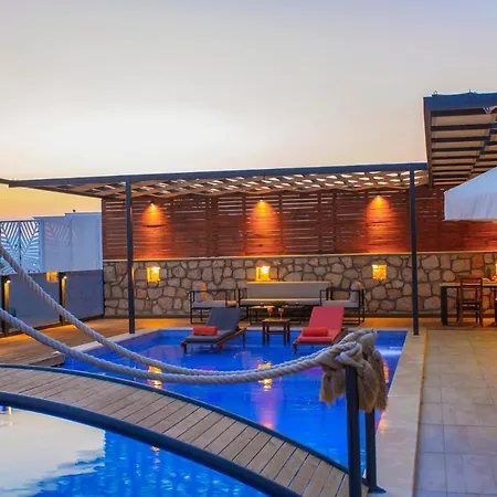 Villa Ada 4 Sleeps Isolated And Heated Pool