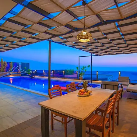 Villa Ada 4 Sleeps Isolated And Heated Pool *